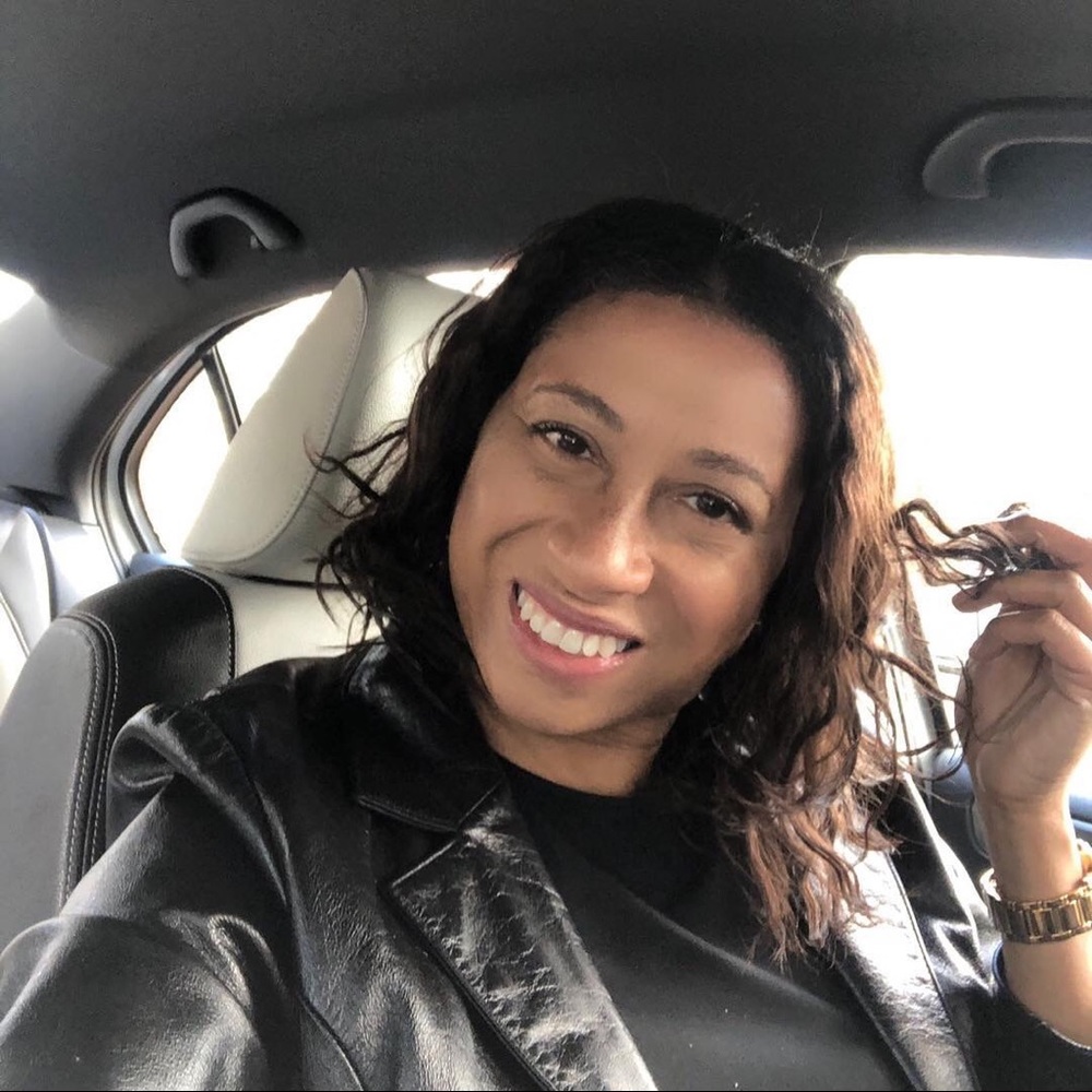 Meet your Posher, Raquel